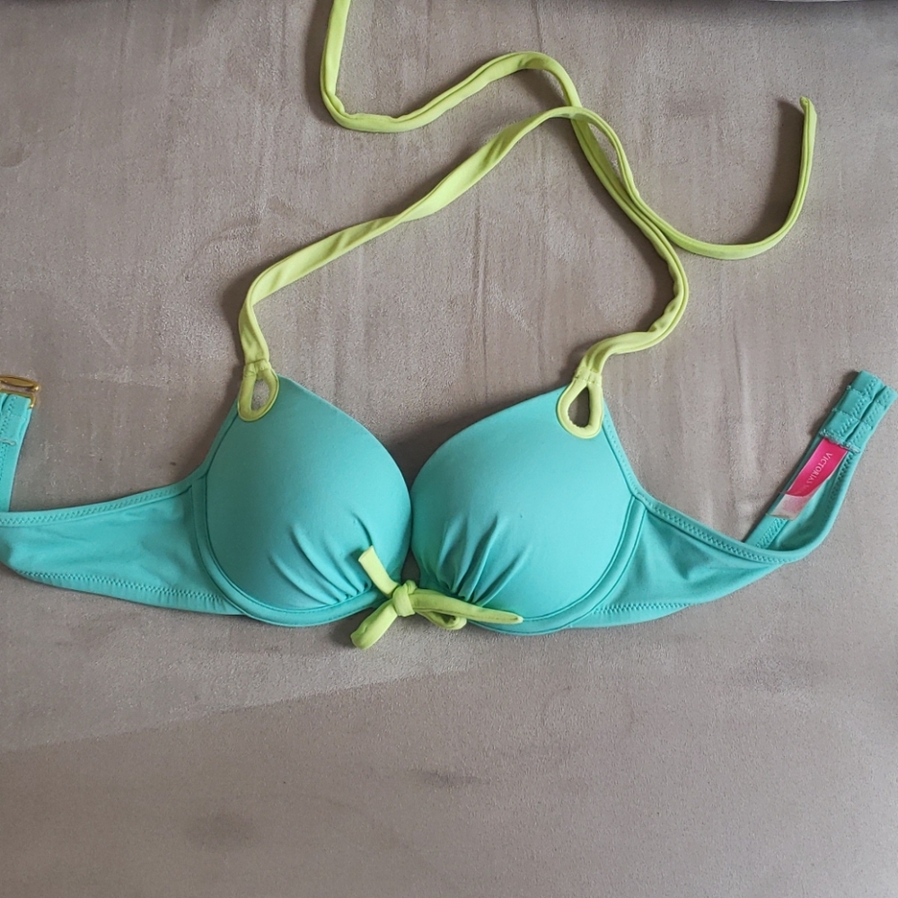 VS Victoria's secret cup up push up bikini top 32A
